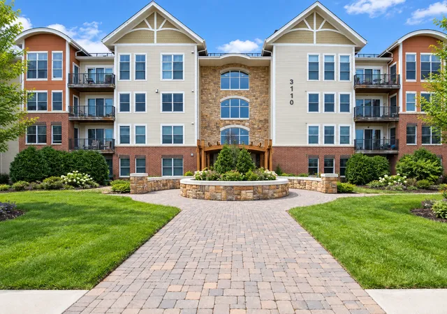 3110-n-chestnut-st-308-chaska-mn-55318/hzid_b6e5831d