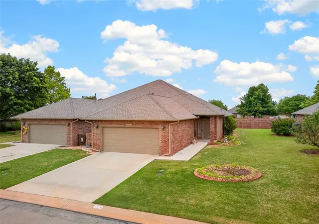 2016-nw-160th-place-edmond-ok-73013/hzid_e396eb26