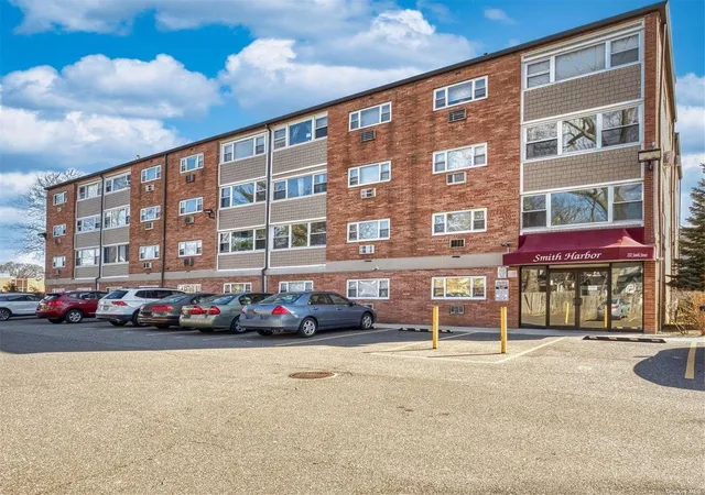 222-smith-st-3c-hempstead-ny-11520/hzid_32e0034b