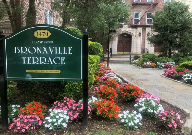 1470-midland-ave-3m-bronxville-ny-10708/hzid_46759cc7