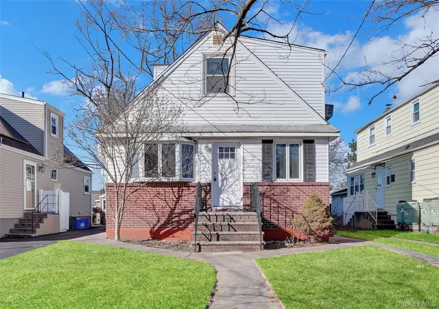 140-arlington-ave-hempstead-ny-11580/hzid_7f2f73f9