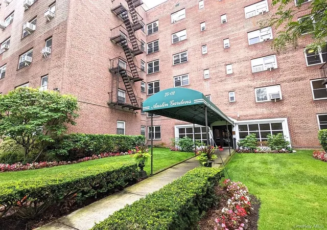 75-02-austin-st-2j-new-york-ny-11375/hzid_2d46c0f9