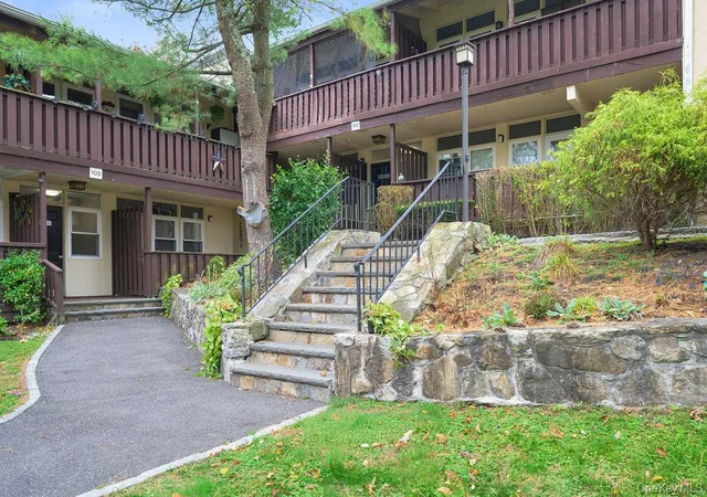 103-wiltshire-rd-d6-new-rochelle-ny-10583/hzid_34b46395