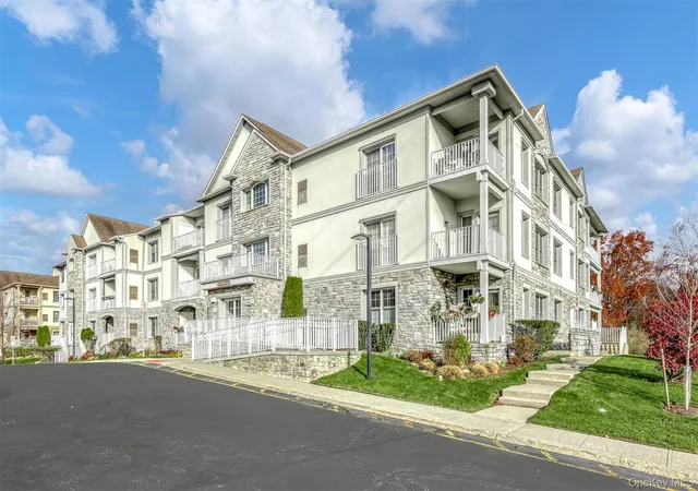 26-n-de-baun-ave-104-ramapo-ny-10901/hzid_a3ced4c6