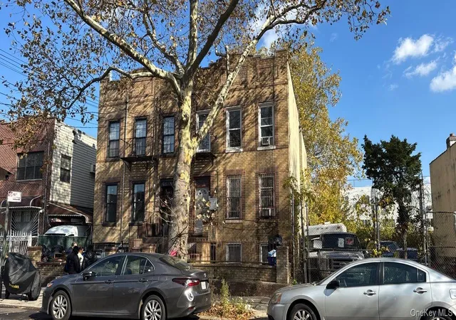 393-montauk-ave-brooklyn-ny-11208/hzid_2669b4ab