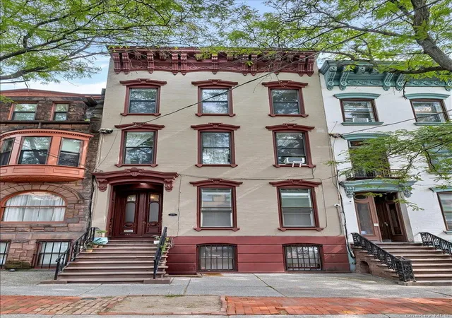137-lancaster-st-albany-ny-12210/hzid_905c2687