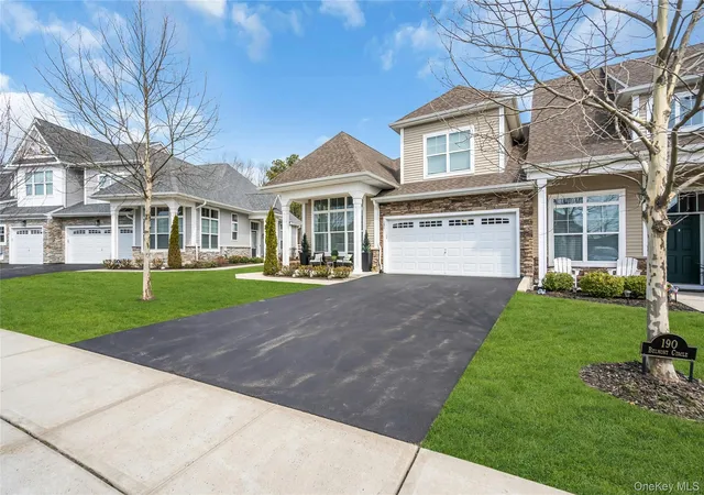 191-belmont-cir-yaphank-ny-11980/hzid_ba5bd5f8