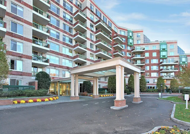 100-hilton-ave-m3-garden-city-ny-11530/hzid_0018333e