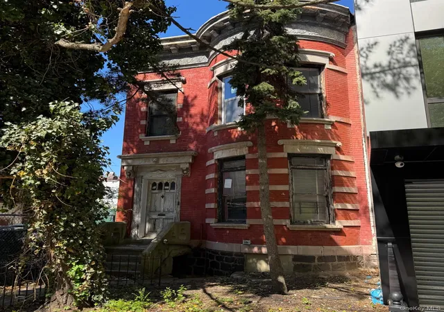 10811-72nd-avenue-new-york-ny-11375/hzid_d0dc1514