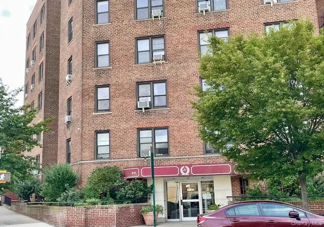 48-21-40th-street-4b-sunnyside-ny-11104/hzid_cdefc245