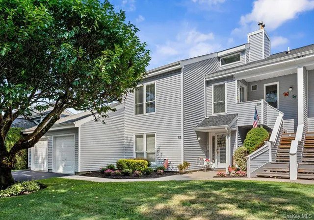 17-lakeview-dr-brookhaven-ny-11949/hzid_ff716f37