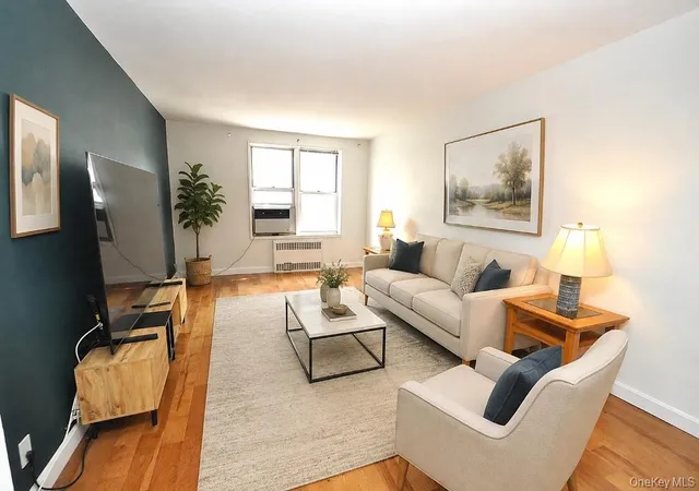 491-riverdale-ave-3c-yonkers-ny-10705/hzid_cb62f844
