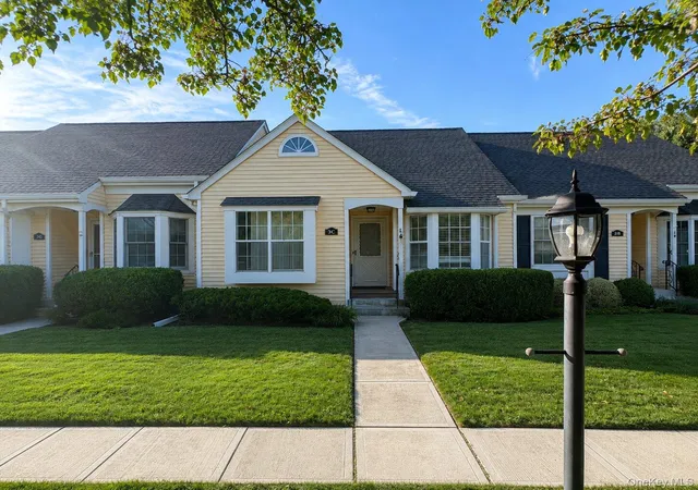 2555-youngs-ave-3c-southold-ny-11971/hzid_01fe4ca1
