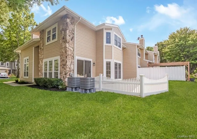 103-colony-dr-islip-ny-11741/hzid_58b369db