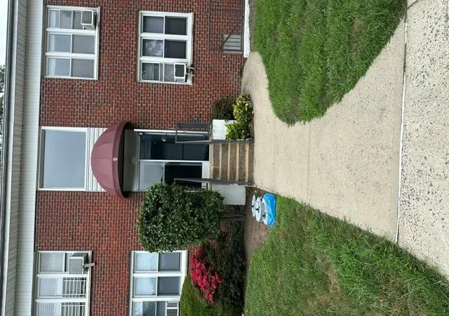 9-stokes-rd-2b-yonkers-ny-10710/hzid_9cc55d23