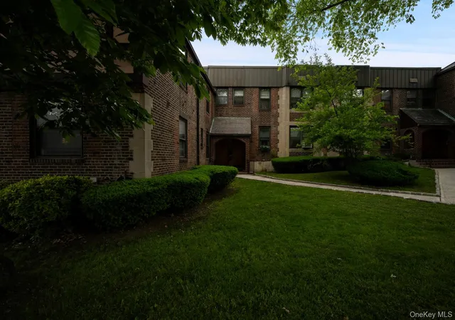 7607-ditmars-blvd-1c-new-york-ny-11370/hzid_a2e9ecea