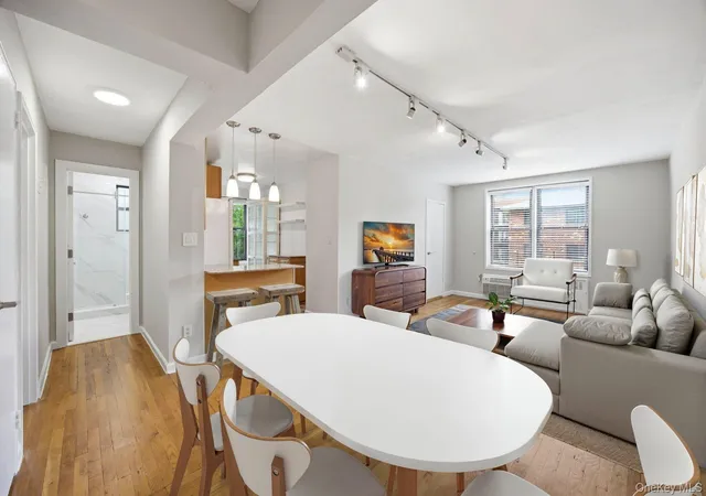 25-34-crescent-st-2k-new-york-ny-11102/hzid_c5992225