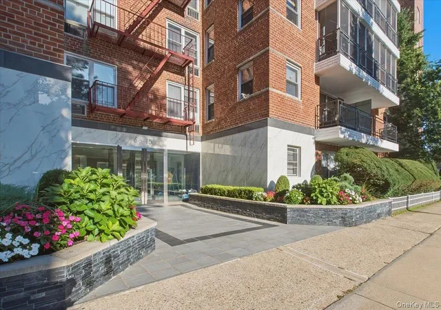 66-15-thornton-pl-4g-new-york-ny-11374/hzid_2f8f2c68