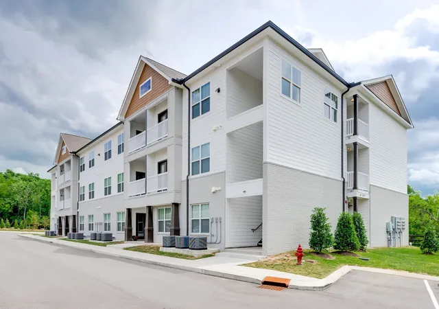 6411-charlotte-rd-cir-105-nashville-tn-37209/hzid_f04719ba