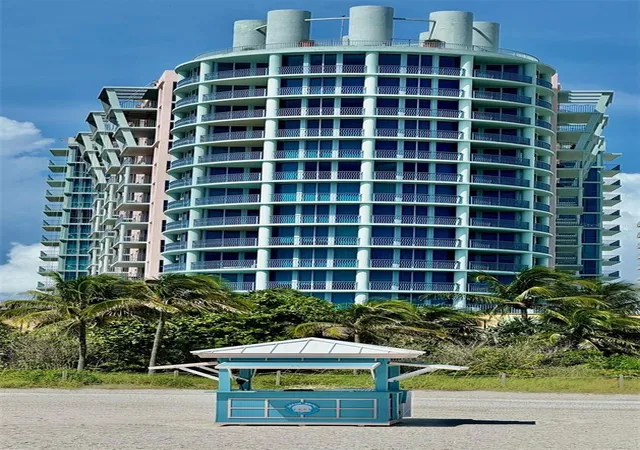 1500-ocean-dr-905-miami-beach-fl-33139/hzid_d9d0e268