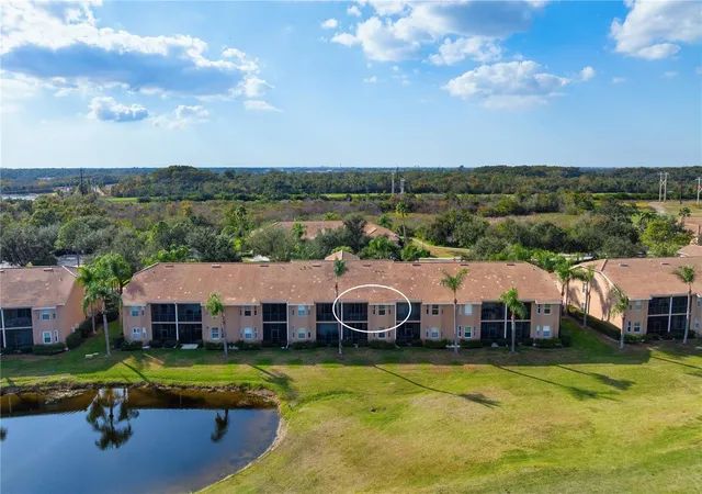 915-fairwaycove-ln-204-bradenton-fl-34212/hzid_95540984