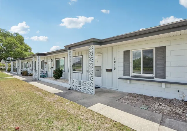 1010-n-pebble-beach-blvd-sun-city-center-fl-33573/hzid_4c884acd