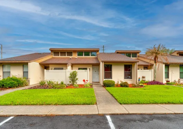 1262-charter-oaks-cir-daytona-beach-fl-32117/hzid_2e9151a1