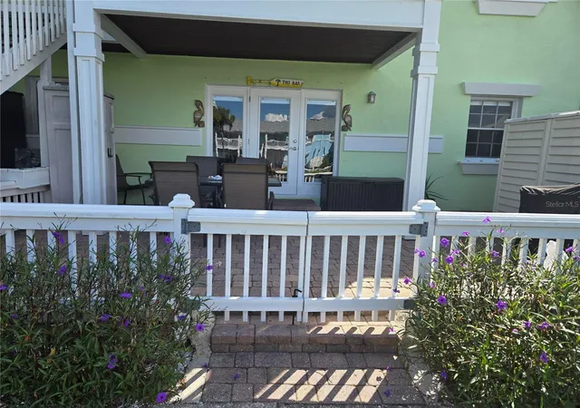 5231-beach-dr-se-a-saint-petersburg-fl-33705/hzid_43d4acfb