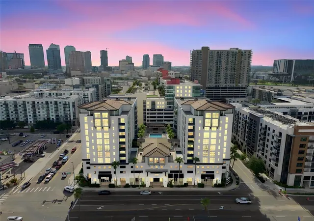 1227-e-madison-st-703-tampa-fl-33602/hzid_1e1b8183