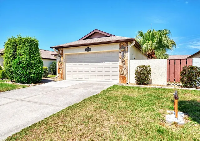 570-foxwood-blvd-196-englewood-fl-34223/hzid_a6235ea7