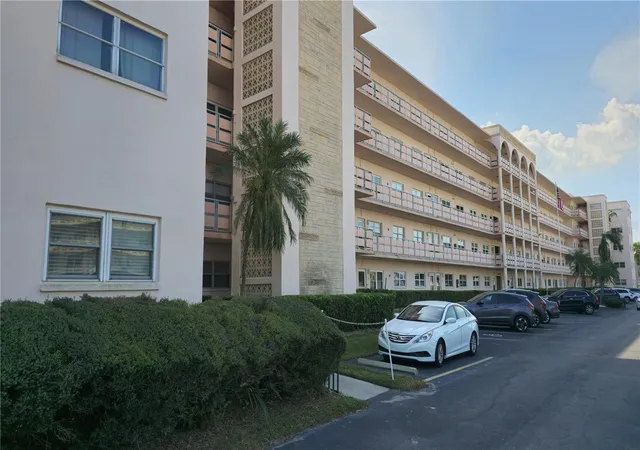 5623-80th-st-n-510-st-petersburg-fl-33709/hzid_898c08a0