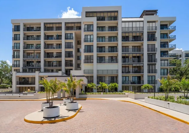 6-belleview-blvd-105-belleair-fl-33756/hzid_806da4ca