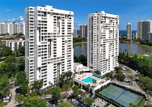 20225-ne-34th-ct-817-miami-fl-33180/hzid_f0ef571b