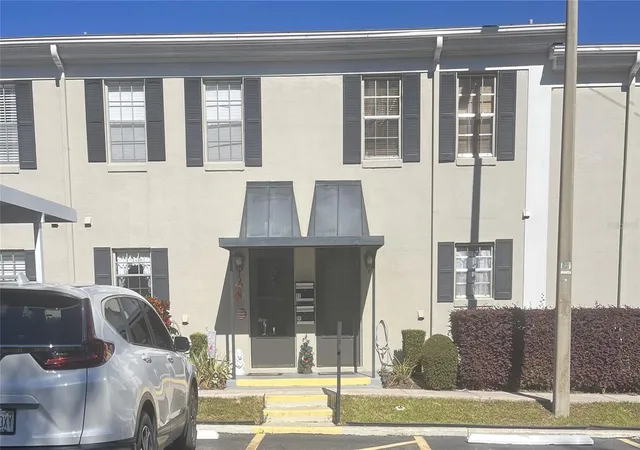 689-lake-howard-dr-nw-1e-winter-haven-fl-33880/hzid_7b5e585e