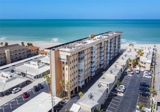 1255-tarpon-ctr-dr-503-venice-fl-34285/hzid_f0a4bb71