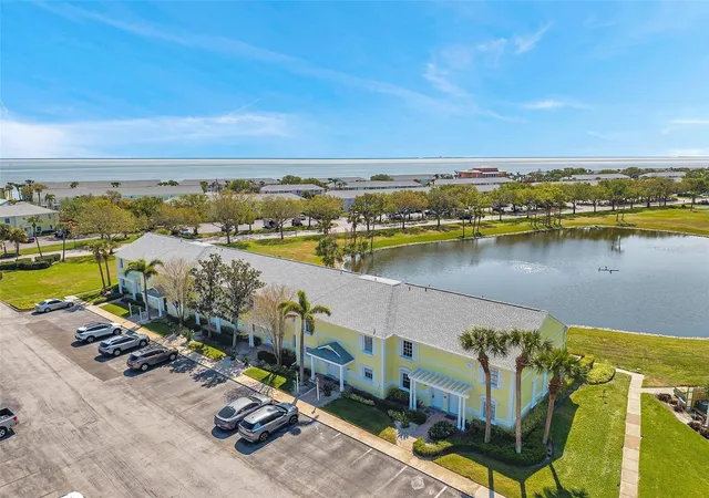 4766-snook-dr-se-saint-petersburg-fl-33705/hzid_400c3893