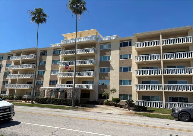 1200-n-shore-dr-ne-212-st-petersburg-fl-33701/hzid_b71460be