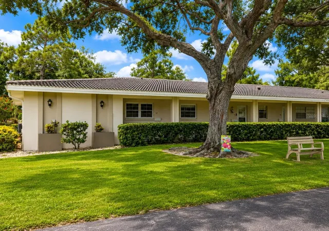 11200-102nd-ave-48-seminole-fl-33778/hzid_e52b3415