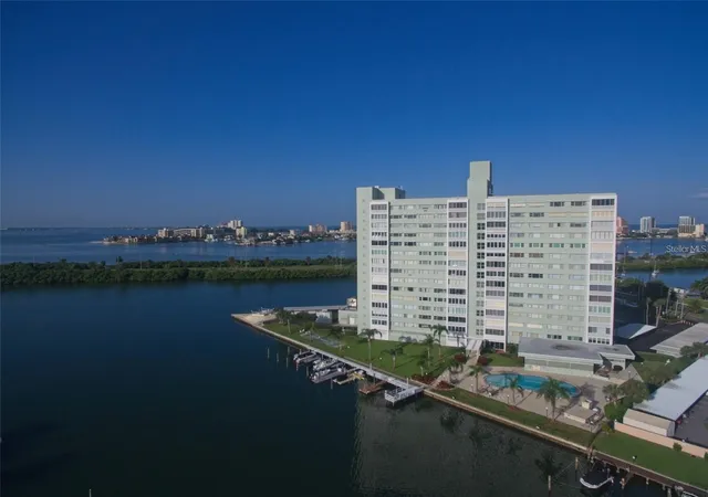 31-island-way-1403-clearwater-beach-fl-33767/hzid_e8a39d03