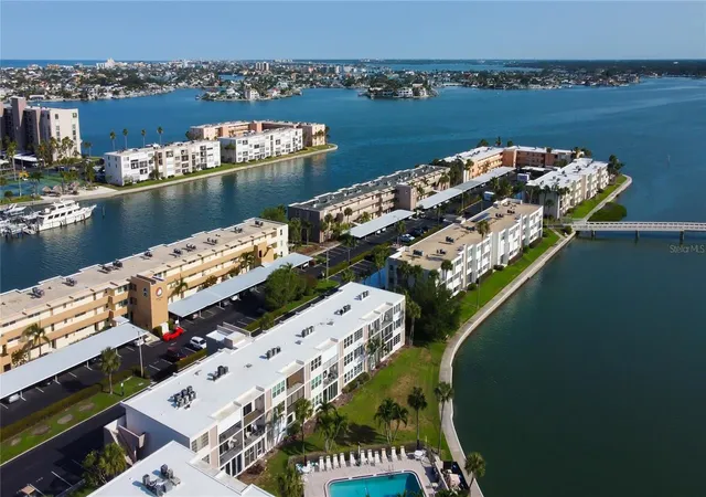 7465-bay-island-dr-s-213-south-pasadena-fl-33707/hzid_a5702340