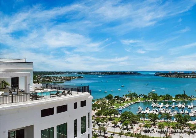 33-s-palm-ave-1501-sarasota-fl-34236/hzid_73ee2a0a
