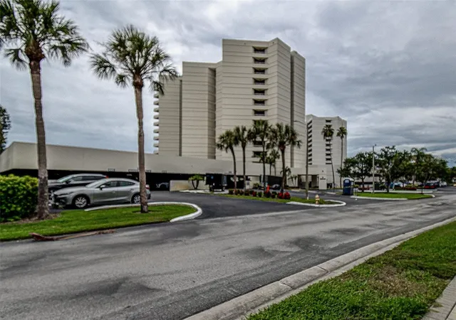 5940-pelican-bay-plz-s-406-gulfport-fl-33707/hzid_f74c2ac9