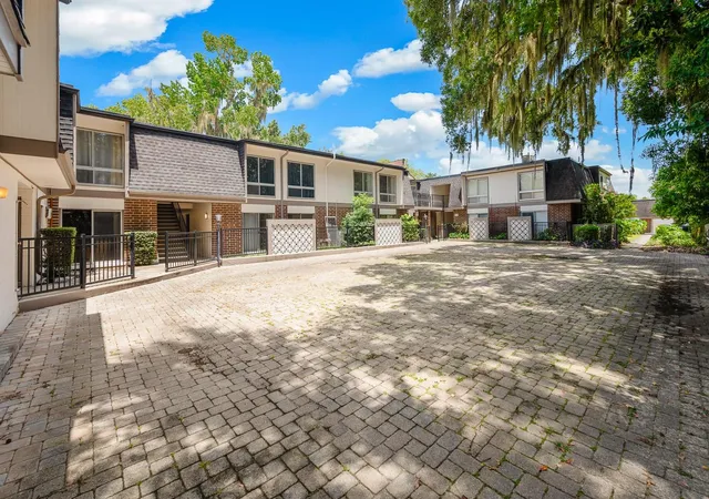 1700-sw-16th-ct-l26-gainesville-fl-32608/hzid_f654f254