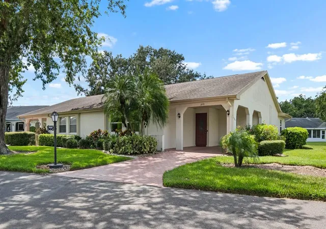 2109-harleston-pl-2109-sun-city-center-fl-33573/hzid_2a425609