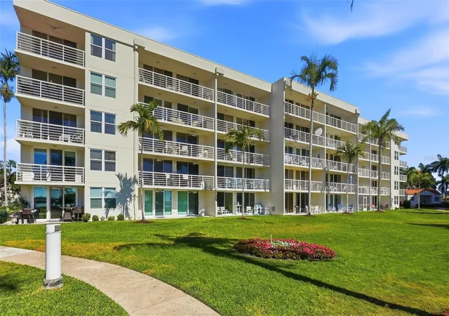6021-bahia-del-mar-cir-137-st-petersburg-fl-33715/hzid_d0a310c0