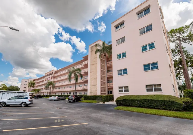 5623-80th-st-n-504-saint-petersburg-fl-33709/hzid_72a4de76