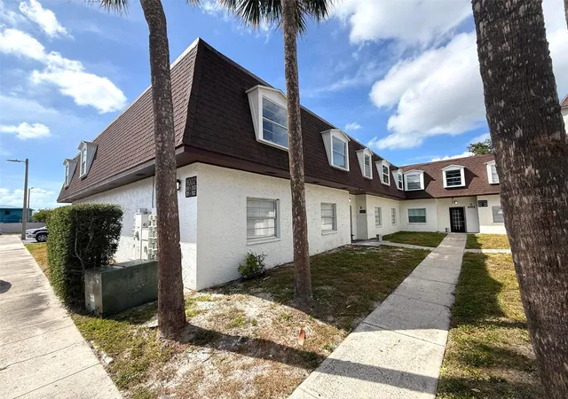 9002-tudor-dr-k201-tampa-fl-33615/hzid_ff71de8f