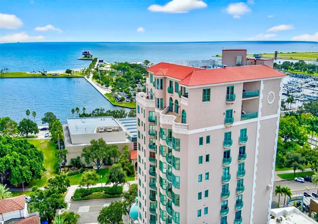 288-beach-dr-ne-4b-saint-petersburg-fl-33701/hzid_8a89fce4
