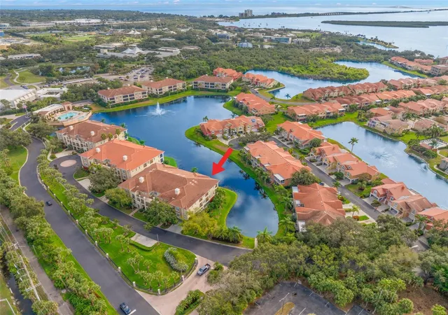 8-academy-way-s-123-saint-petersburg-fl-33711/hzid_f83e1ec8