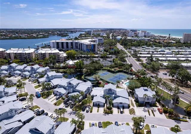 1220-siesta-bayside-dr-1220-a-sarasota-fl-34242/hzid_c26a3731